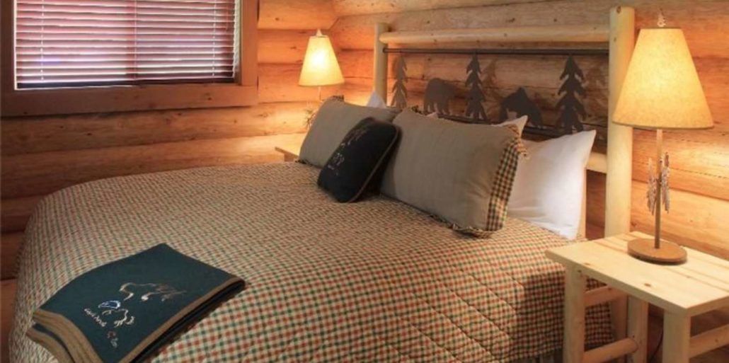 Eagle Nook Resort Юклулет Номер фото